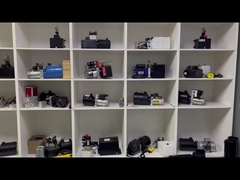 Mesa elevadora ajustable con tijeras para facilitar el acceso a vehículos y almacenes